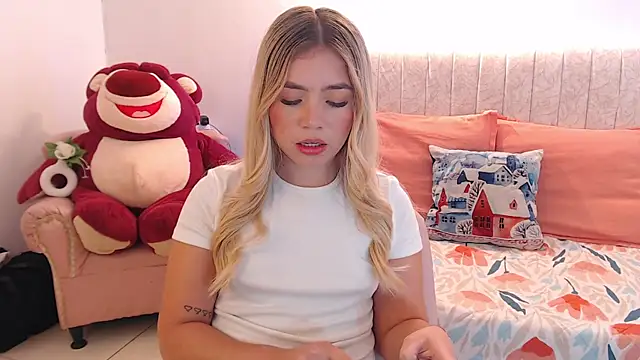 _Tiffany1's cam snapshot