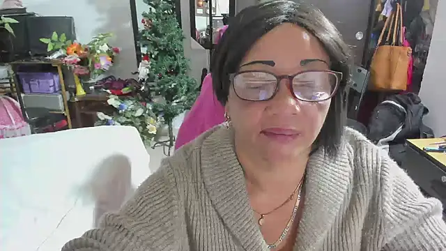 Mrs_mommy_'s cam snapshot