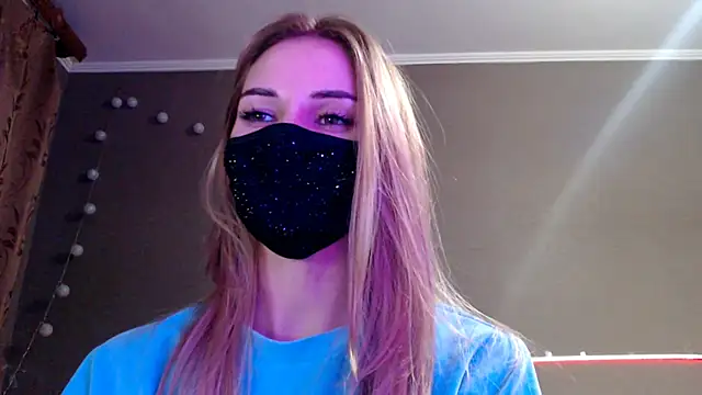 Iris_lave's cam snapshot