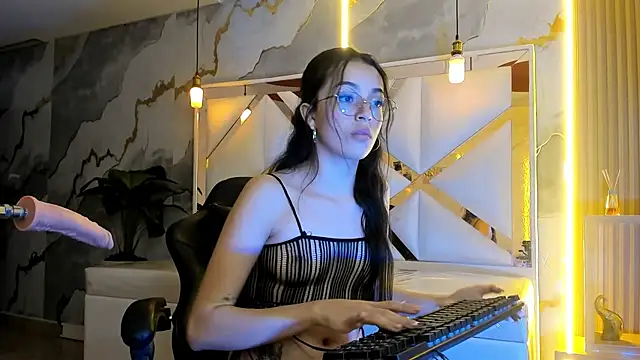 sophiadoll_tf's cam snapshot