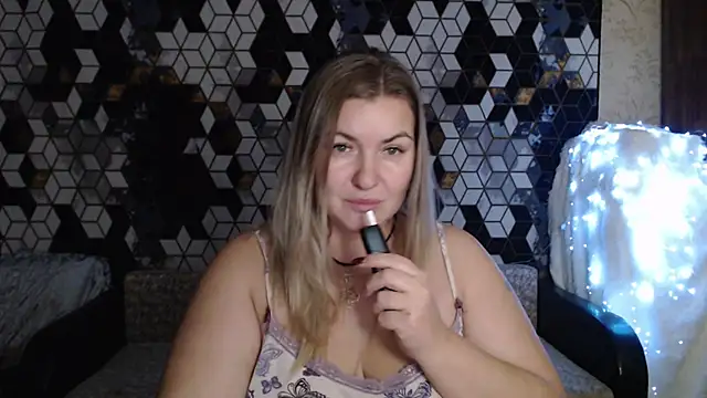 NikaSkylink's cam snapshot