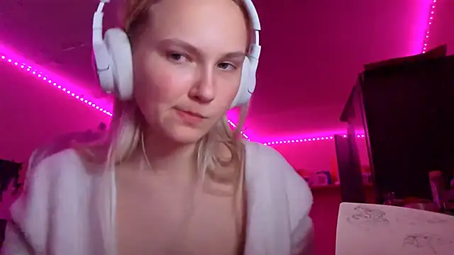 KarinRobertson's cam snapshot