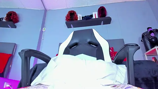 Coco_Kiss's cam snapshot