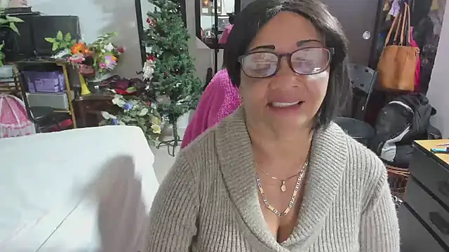 Mrs_mommy_'s cam snapshot