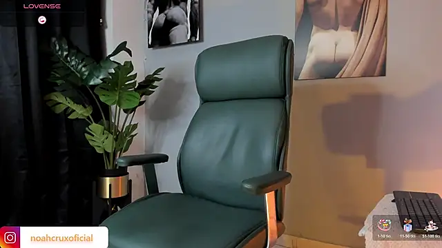 noah_crux's cam snapshot