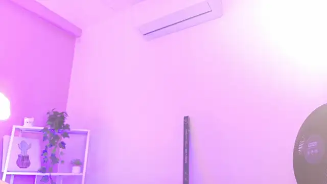 briannajackson_'s cam snapshot