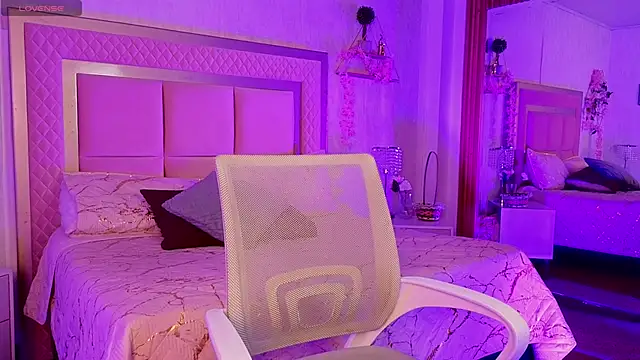 AlanaOdison's cam snapshot