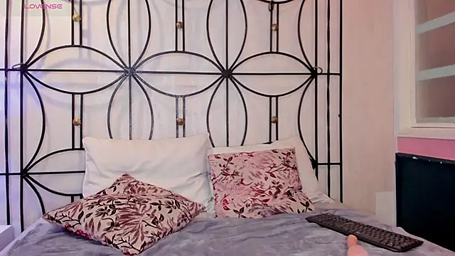 Sam_collinss_'s cam snapshot