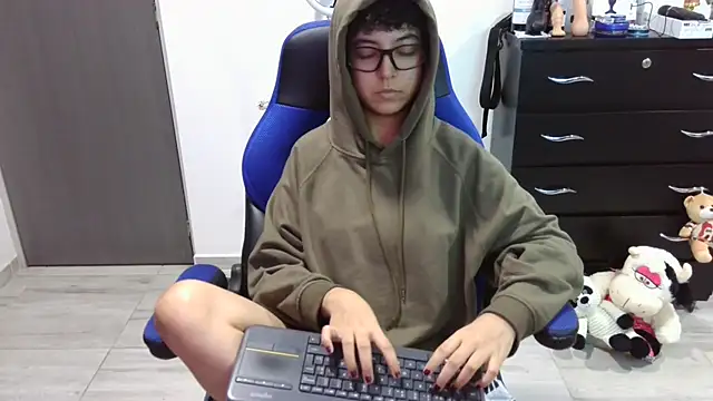 thomascooper7's cam snapshot