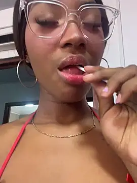 MarianRosse's cam snapshot