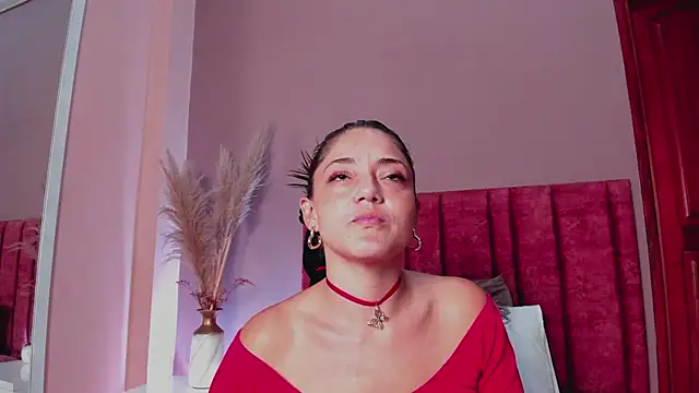 EloiseQuinn's cam snapshot