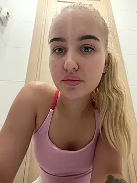 VanillaCakes's cam snapshot