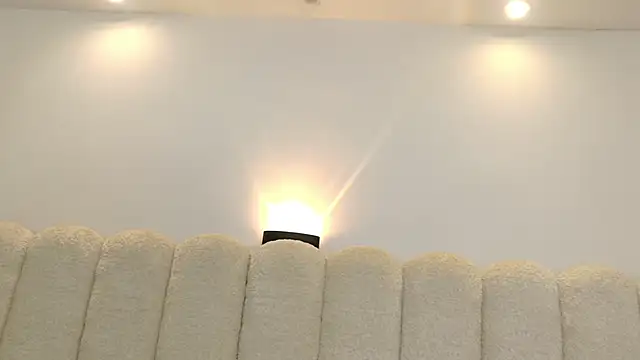 Juliabadlee's cam snapshot