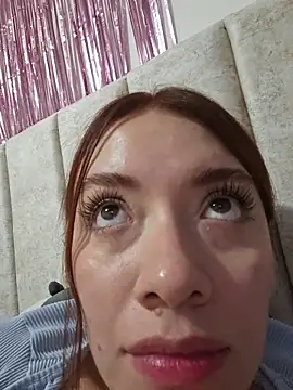 valery_mora's cam snapshot