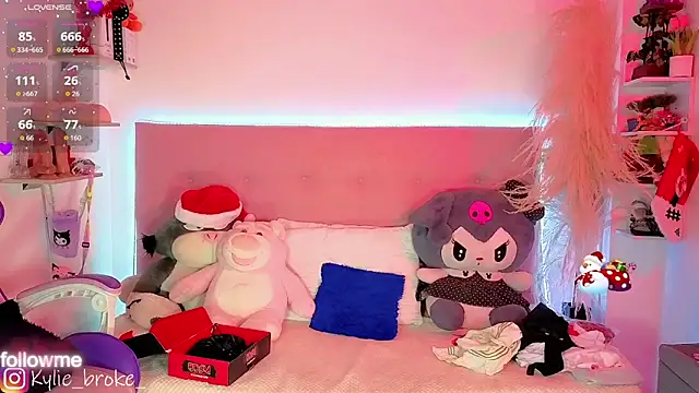 Kylie_brokee's cam snapshot