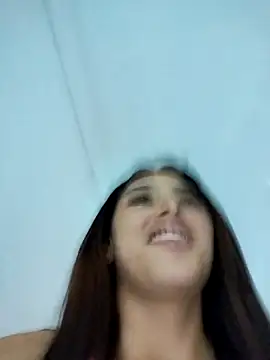 _karla_Brunette_'s cam snapshot