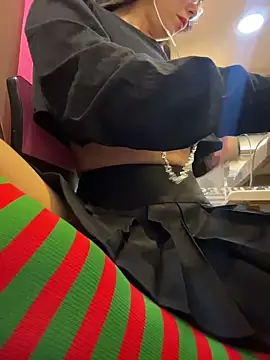 EemaHaruki live sex cam