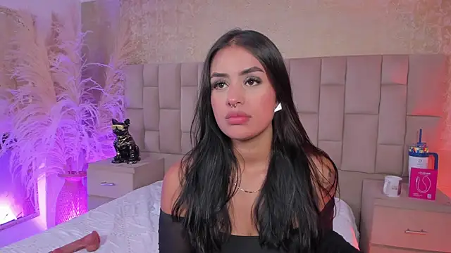 CamilaOrtiz_'s cam snapshot