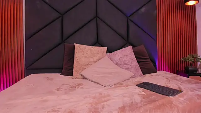 Alejandra_Vives's cam snapshot