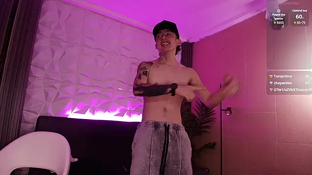 troy_rouge's cam snapshot