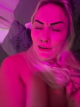 NastyMilf_ live sex cam