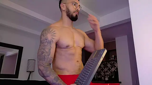 tony_muscle's cam snapshot