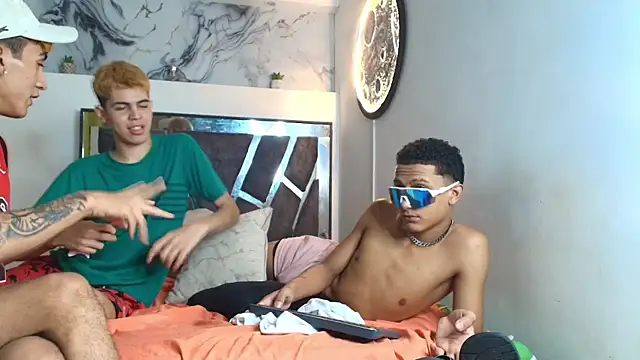 IMPERIO_ROMANO's cam snapshot