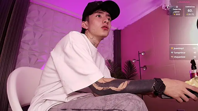 troy_rouge's cam snapshot