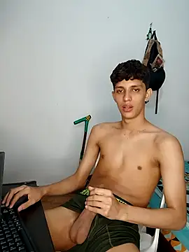 Alayn_sexy_ayes's cam snapshot