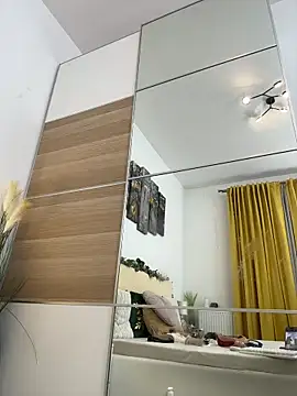 CelineReys live sex cam