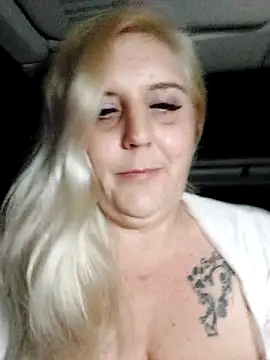 BecciDeluxe's cam snapshot