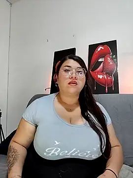 SafiroFer's cam snapshot