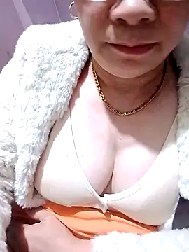 small-house123 live sex cam