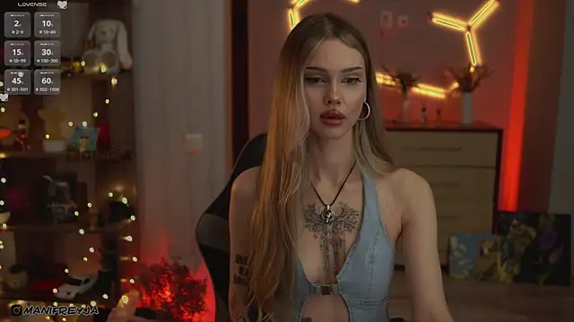 ManiFreyja's cam snapshot