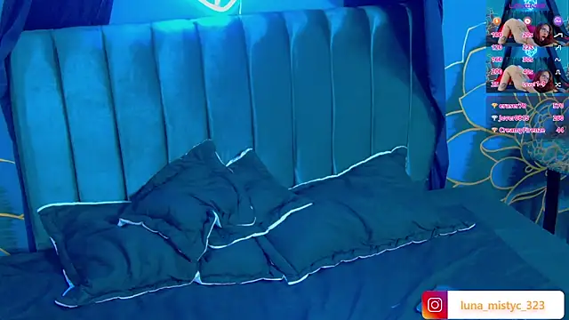 Lunamistyc's cam snapshot