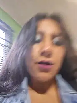 CAROLINE__07's cam snapshot