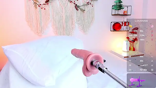 little_ivonne's cam snapshot