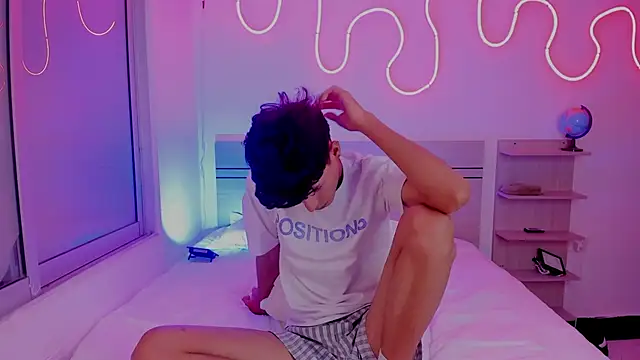 luccas_ferreira's cam snapshot