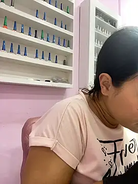 PaulaCruz01's cam snapshot