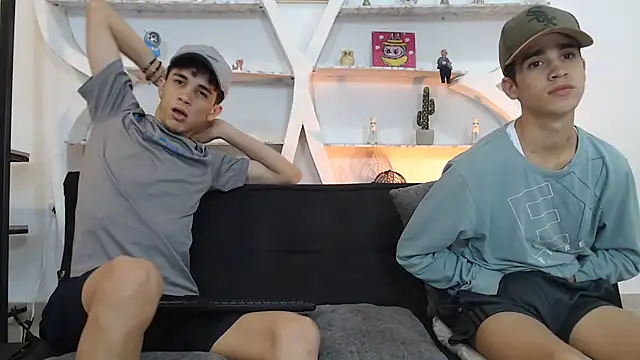 THREE_GUYS_HOT's cam snapshot