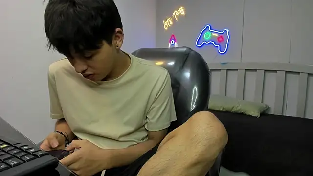 StiwenTwink's cam snapshot