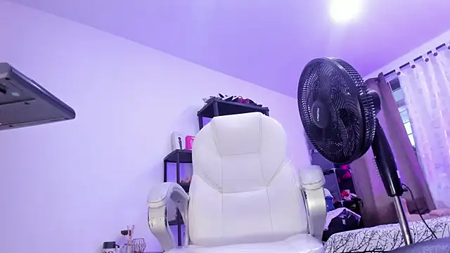 Hayden_Boy_'s cam snapshot