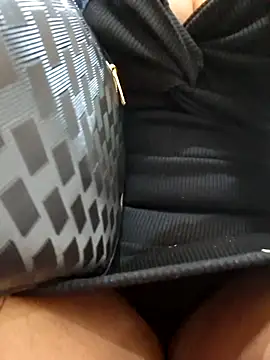 room_24funn's cam snapshot