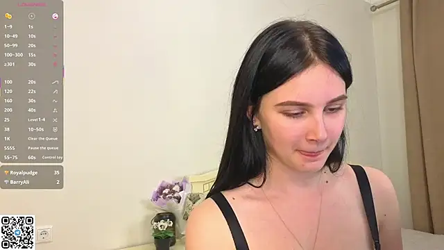 EnricaElis live sex cam