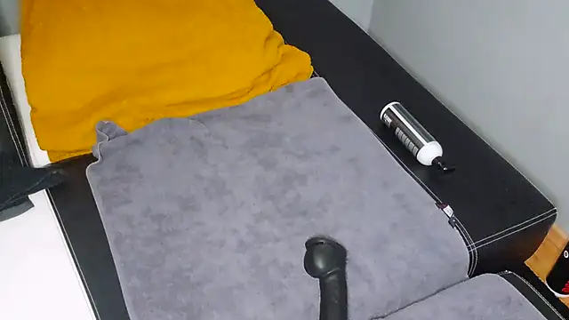 slavic_boy_39's cam snapshot