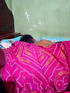 Cute_Couple59's cam snapshot