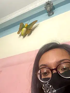 Saguphtah_Chattergy_22's cam snapshot