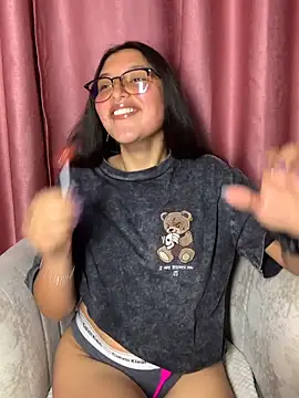 HecateBlaze's cam snapshot