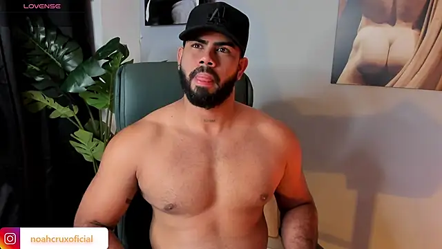 noah_crux's cam snapshot