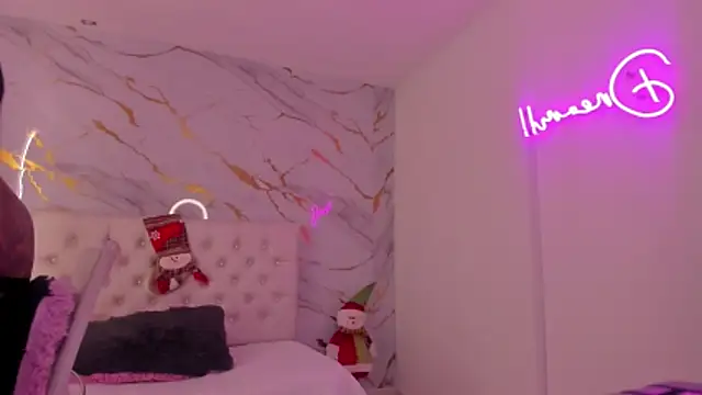 silvana__miller's cam snapshot